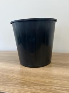 Flower Buckets – 10 Liter, 10.87 x 8.54 x 10.16",  Count 2800/Pallet- $.75/Ea